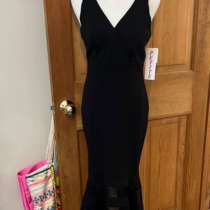 Black Sleeveless Petite Dress